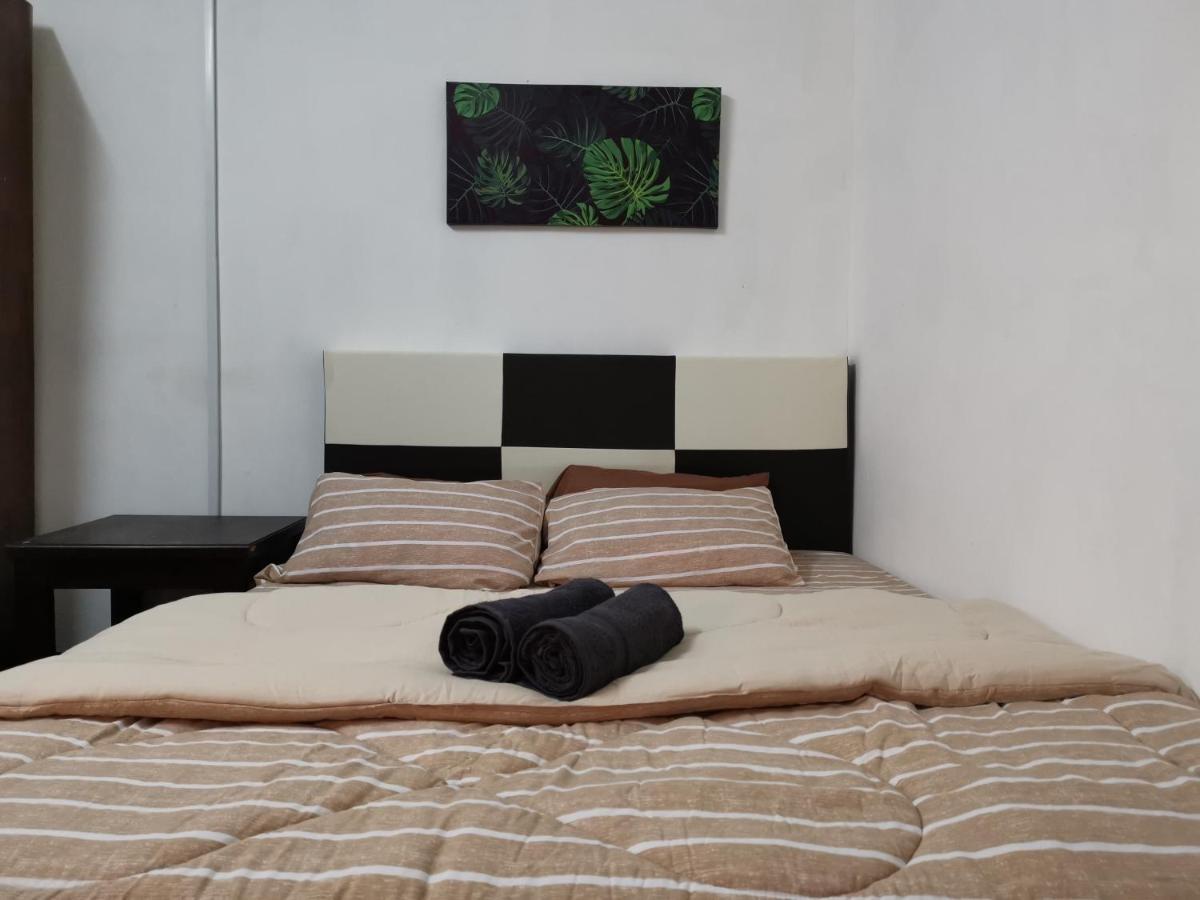 Sri Makmur Pontian Homestay Pontian Besar Exterior foto